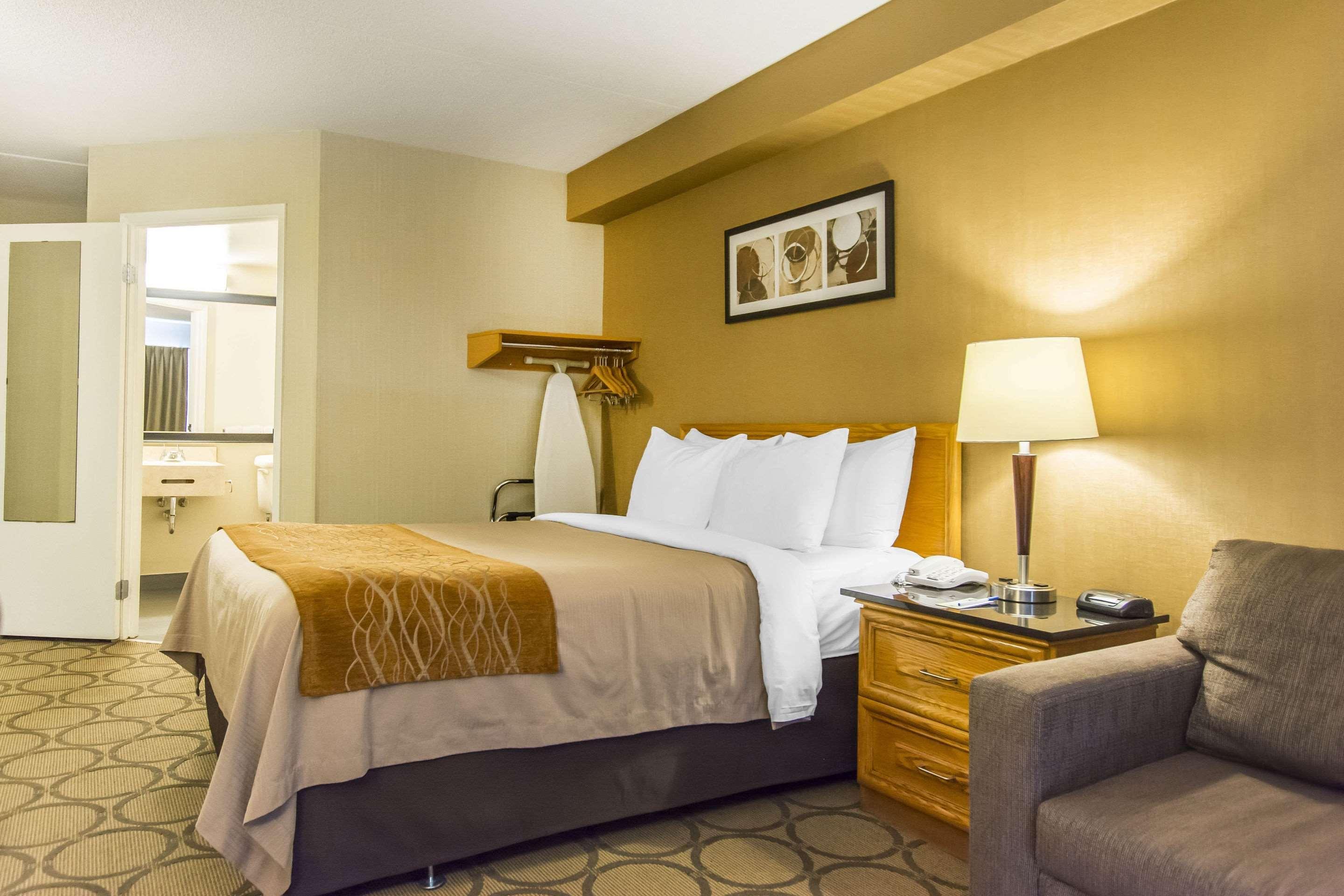 Comfort Inn Yarmouth Bagian luar foto