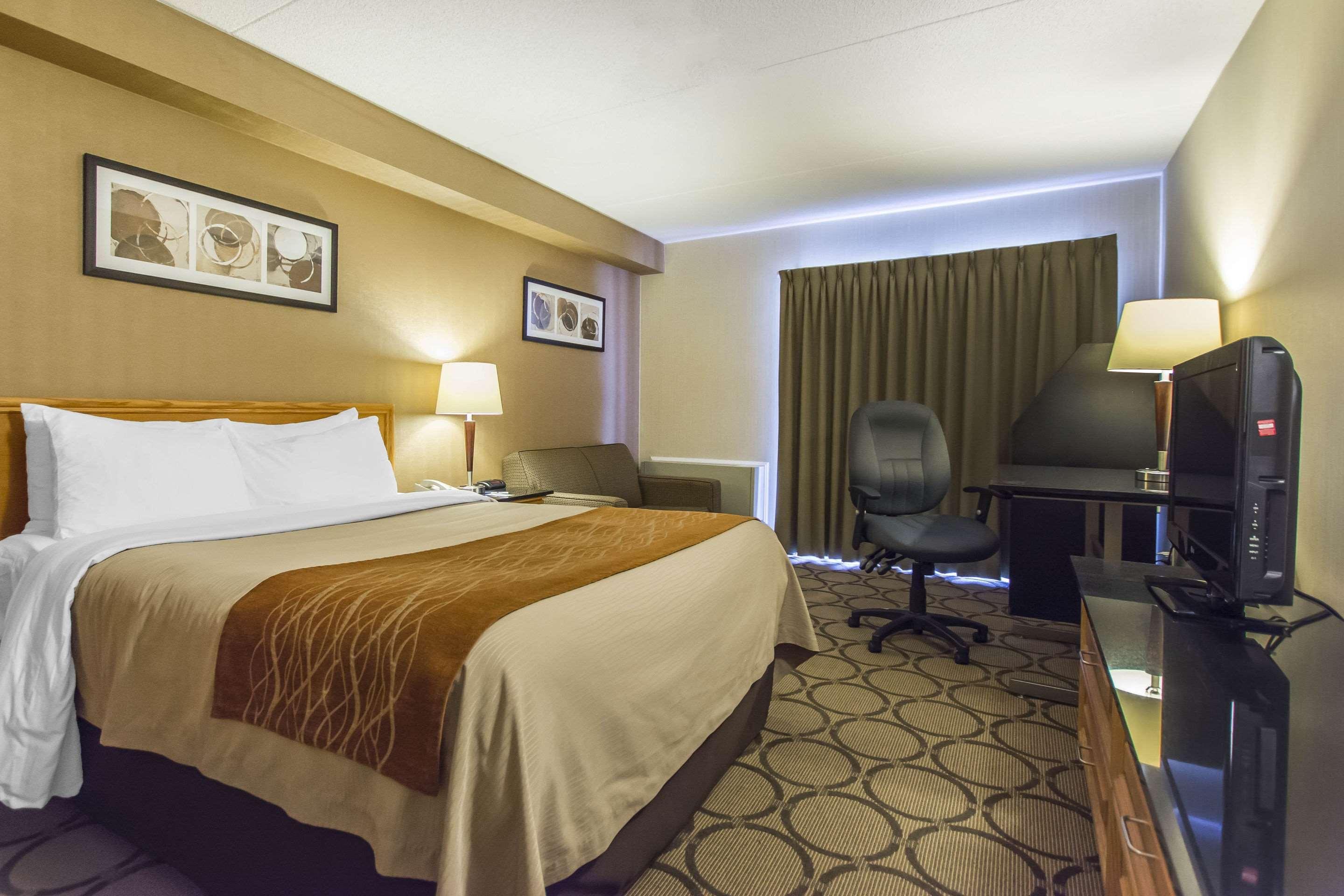Comfort Inn Yarmouth Bagian luar foto