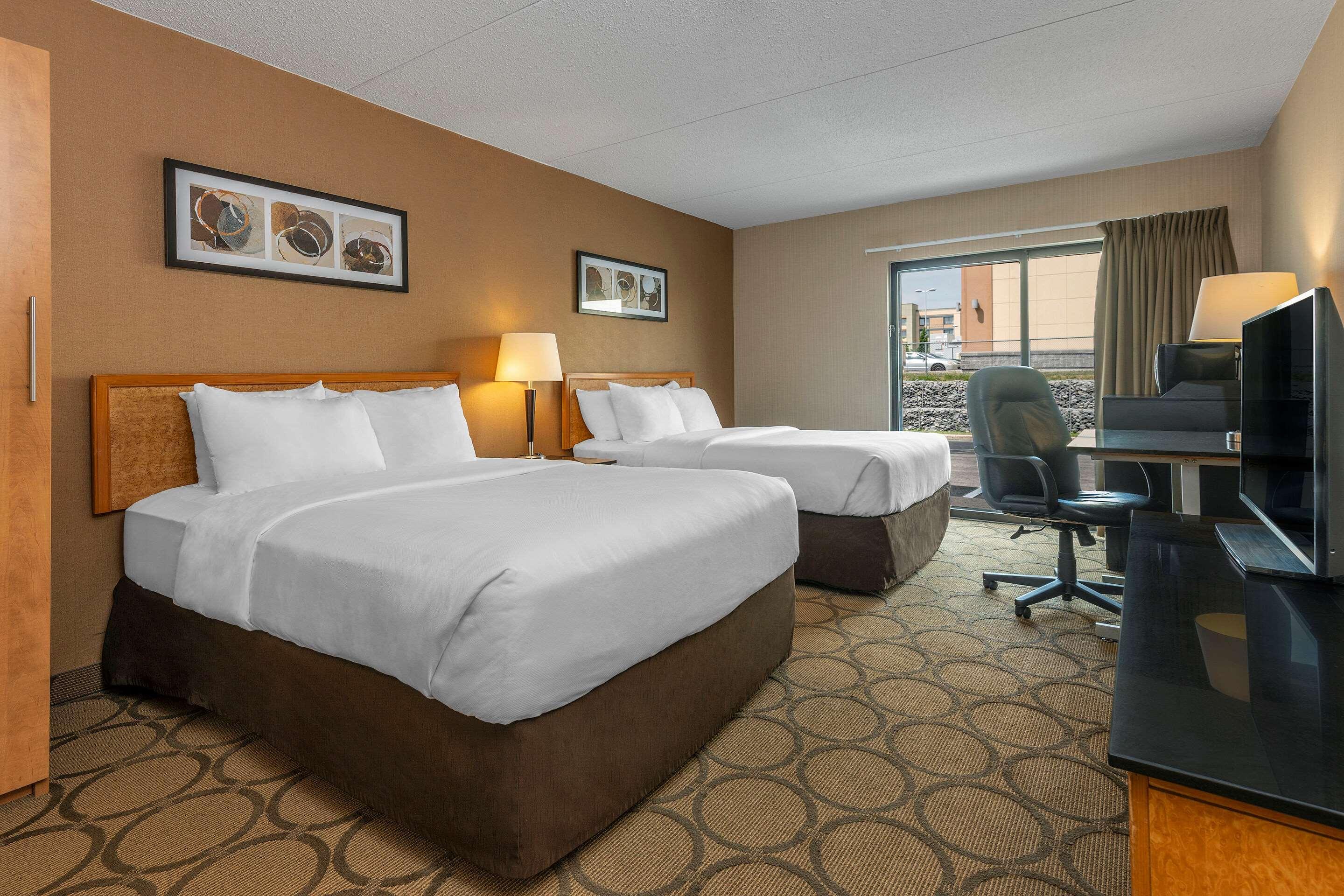 Comfort Inn Yarmouth Bagian luar foto